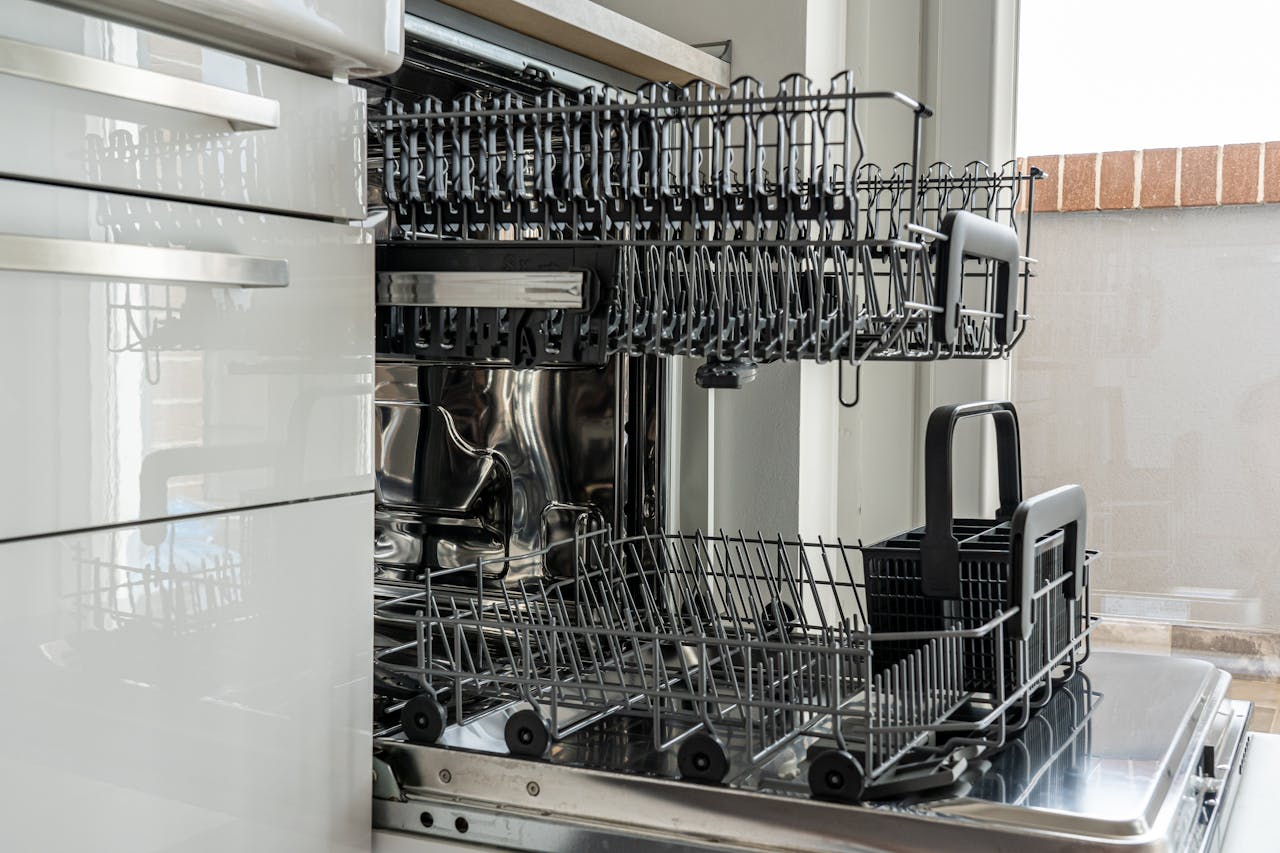 How to clean a dishwasher - photo 3