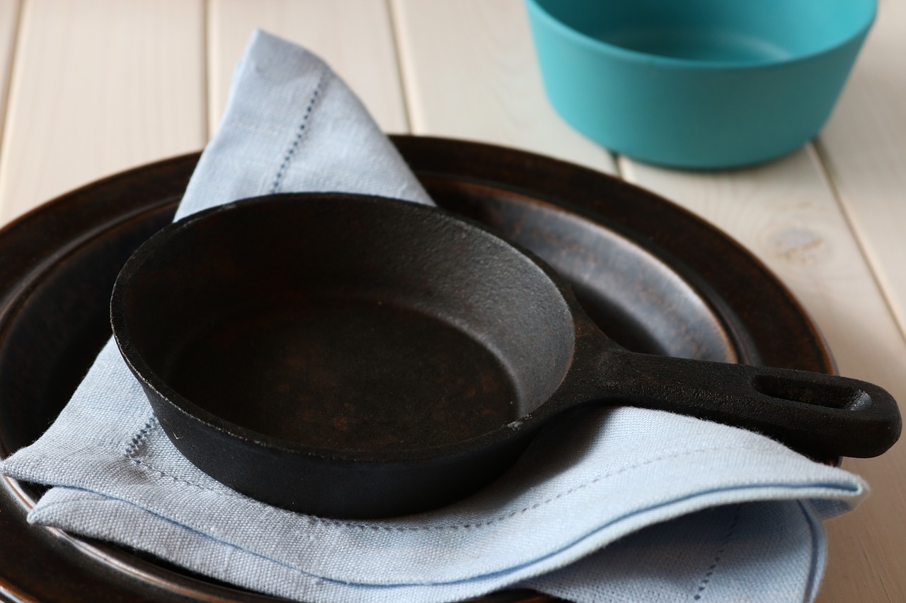 How to Clean a Cast Iron Pan